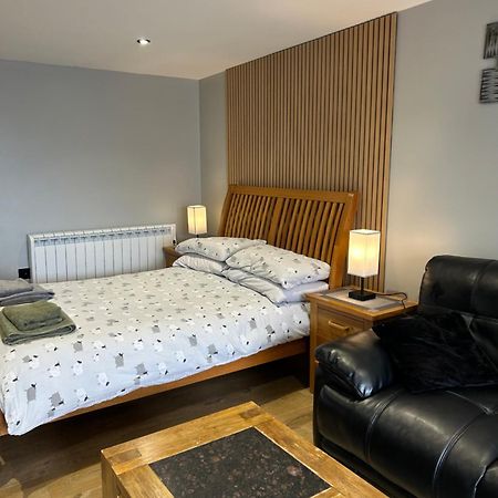 Roblins Nest Leilighet Ammanford Eksteriør bilde